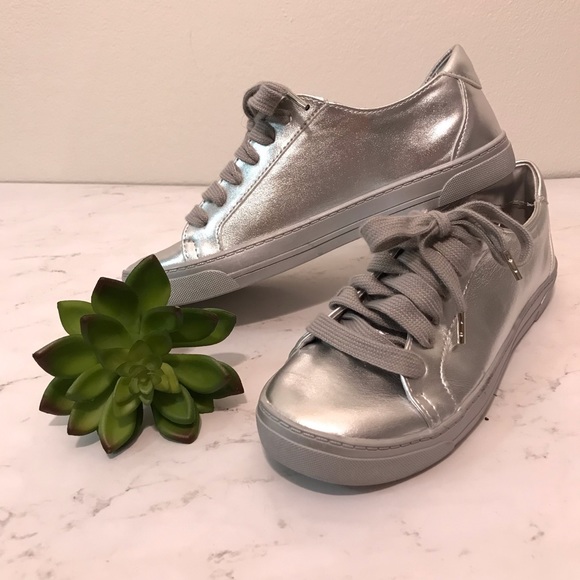 DV by Dolce Vita Shoes - dv Dolce Vita Silver Sneakers Shoes Size 6 1/2